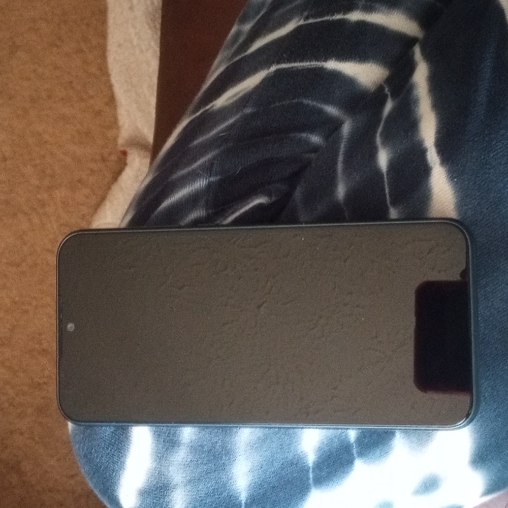 Moto e phone no cracks